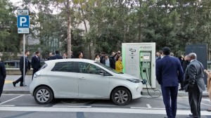 Battery charging facility for electric car